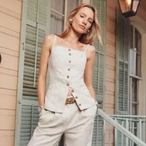 Unworn Reformation Linen Antonio Top in Beige